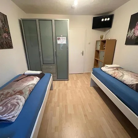 Modernes 9 In