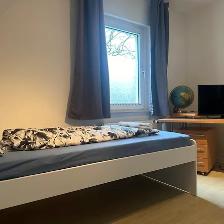 Modernes 9 In *